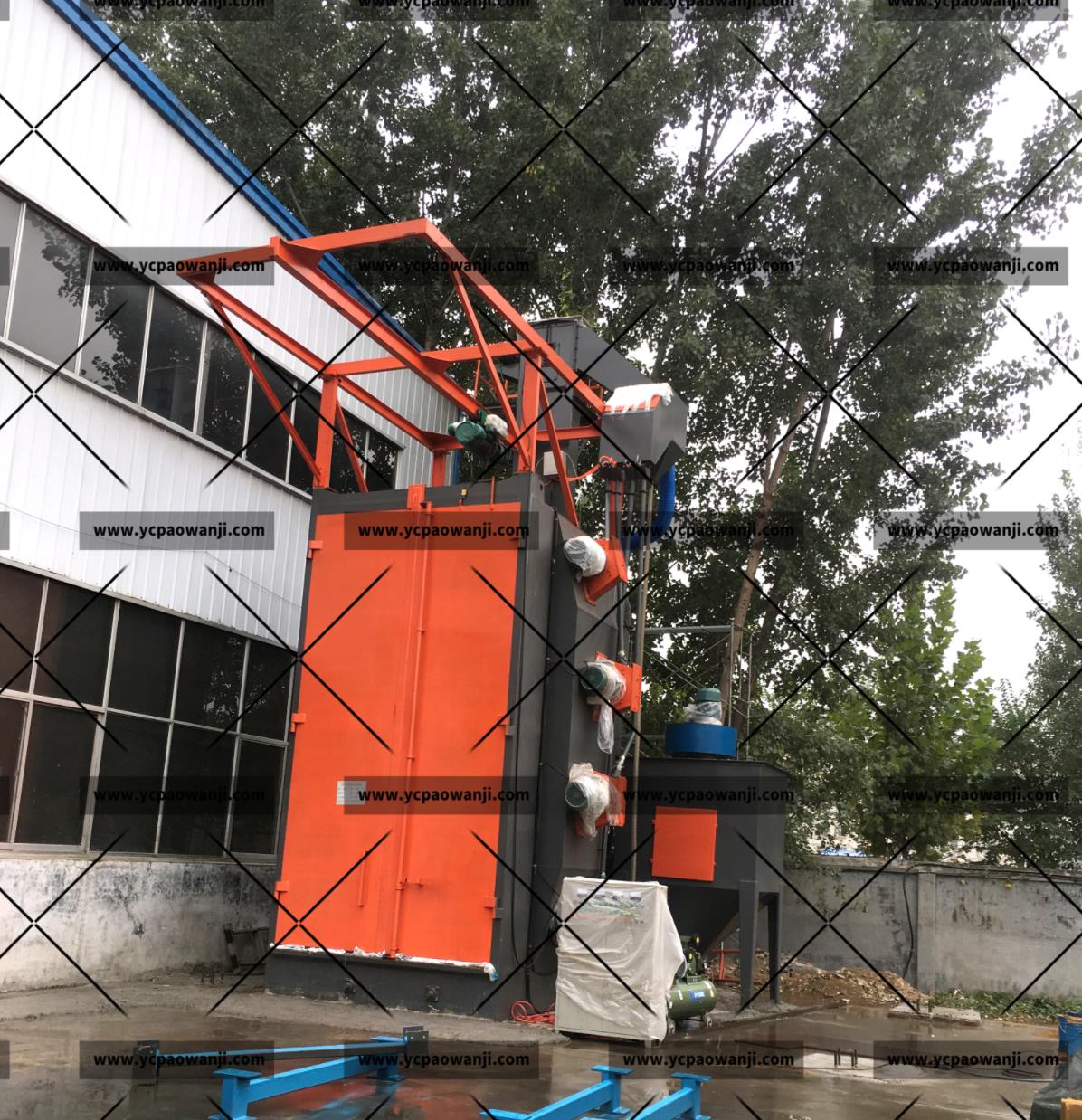 鹽城：Q37100吊鉤式拋丸機(jī)清理大型工件，重型工件效果